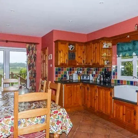 Carrigaholt Cottage, Carrigaholt Carrigaholt